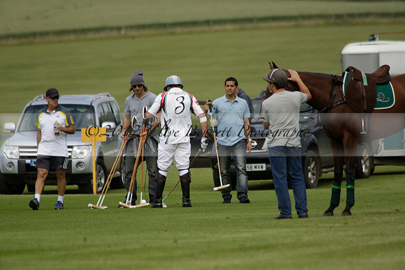 Dubai v La Bamba de Areco in a Veuve Clicquot Gold Cup Polo Match 2013.07.04