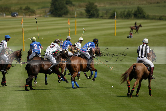 UAE Polo v El Remanso in a Veuve Clicquot Gold Cup Polo Match 2013.07.05