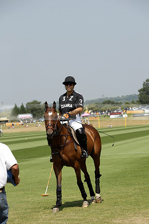 Zacara v Talandracas in a Veuve Clicquot Gold Cup Polo Match 2013.07.18