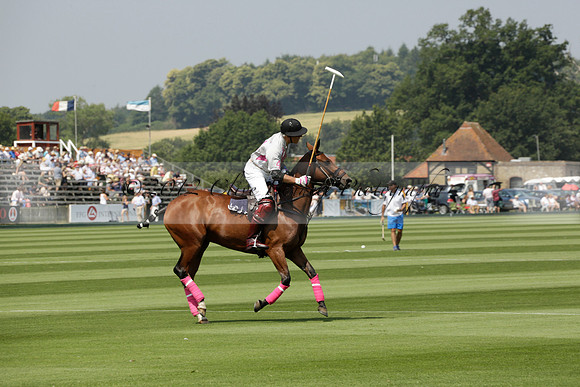 Zacara v Talandracas in a Veuve Clicquot Gold Cup Polo Match 2013.07.18