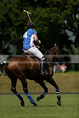 UAE Polo v El Remanso in a Veuve Clicquot Gold Cup Polo Match 2013.07.05