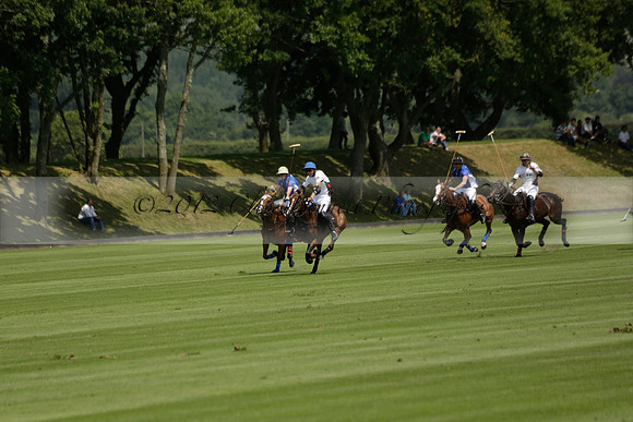 UAE Polo v El Remanso in a Veuve Clicquot Gold Cup Polo Match 2013.07.05