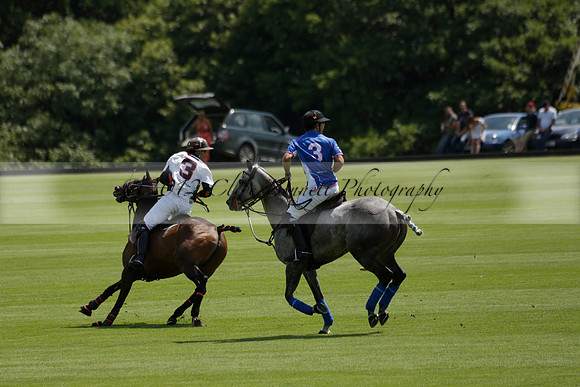 UAE Polo v El Remanso in a Veuve Clicquot Gold Cup Polo Match 2013.07.05