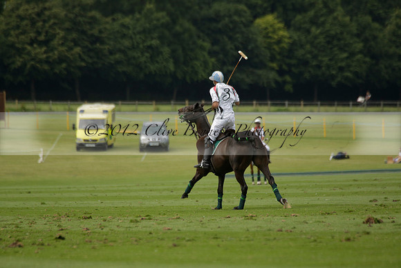 Dubai v La Bamba de Areco in a Veuve Clicquot Gold Cup Polo Match 2013.07.04