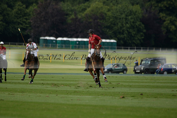 Dubai v La Bamba de Areco in a Veuve Clicquot Gold Cup Polo Match 2013.07.04