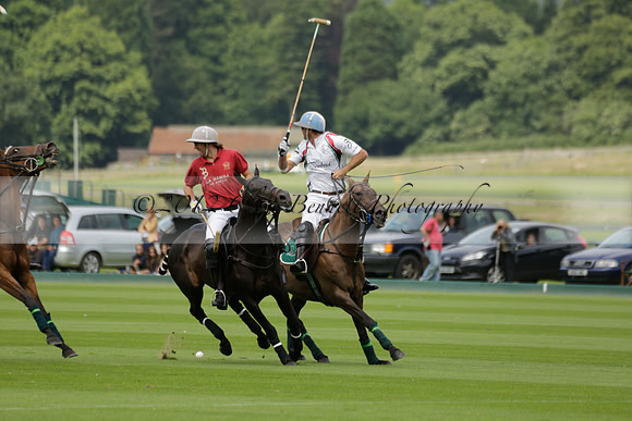 Dubai v La Bamba de Areco in a Veuve Clicquot Gold Cup Polo Match 2013.07.04