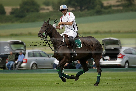 Dubai v La Bamba de Areco in a Veuve Clicquot Gold Cup Polo Match 2013.07.04