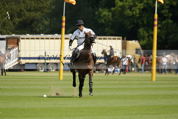 Zacara v Les Lions in a Veuve Clicquot Gold Cup Polo Match 2013.07.06