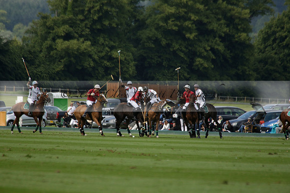 Dubai v La Bamba de Areco in a Veuve Clicquot Gold Cup Polo Match 2013.07.04