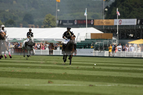 Zacara v Talandracas in a Veuve Clicquot Gold Cup Polo Match 2013.07.18