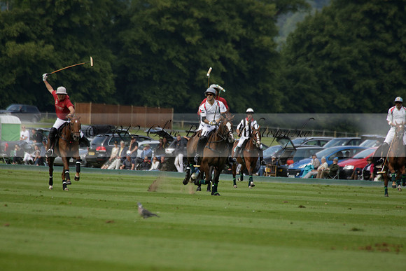 Dubai v La Bamba de Areco in a Veuve Clicquot Gold Cup Polo Match 2013.07.04
