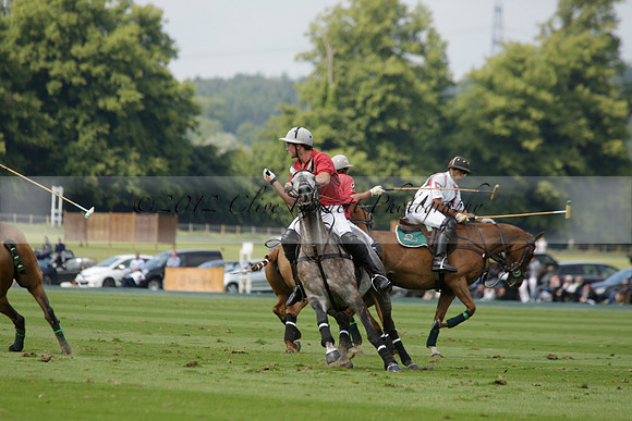 Dubai v La Bamba de Areco in a Veuve Clicquot Gold Cup Polo Match 2013.07.04