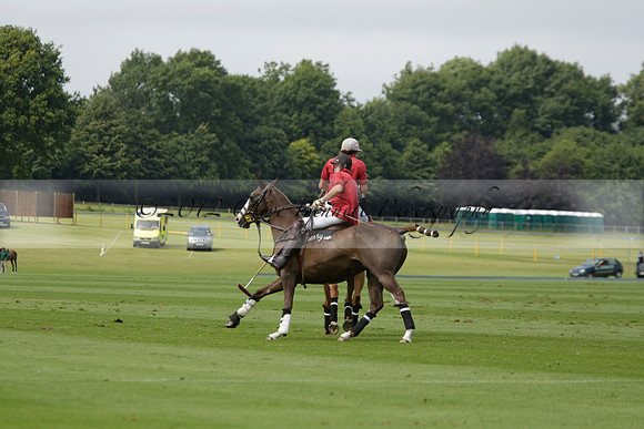 Dubai v La Bamba de Areco in a Veuve Clicquot Gold Cup Polo Match 2013.07.04