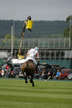 Dubai v La Bamba de Areco in a Veuve Clicquot Gold Cup Polo Match 2013.07.04