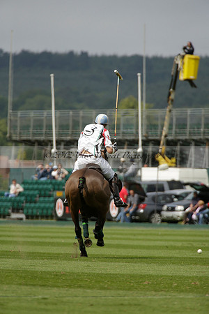 Dubai v La Bamba de Areco in a Veuve Clicquot Gold Cup Polo Match 2013.07.04
