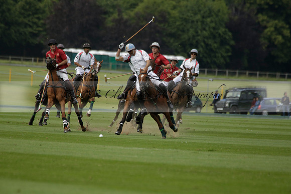Dubai v La Bamba de Areco in a Veuve Clicquot Gold Cup Polo Match 2013.07.04