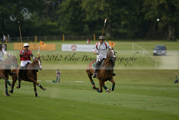 Dubai v La Bamba de Areco in a Veuve Clicquot Gold Cup Polo Match 2013.07.04