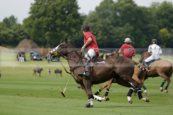 Dubai v La Bamba de Areco in a Veuve Clicquot Gold Cup Polo Match 2013.07.04