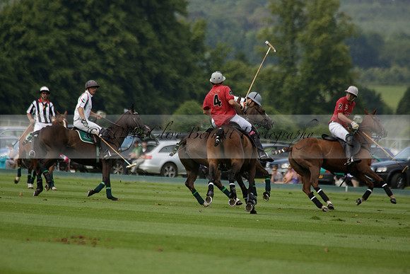 Dubai v La Bamba de Areco in a Veuve Clicquot Gold Cup Polo Match 2013.07.04