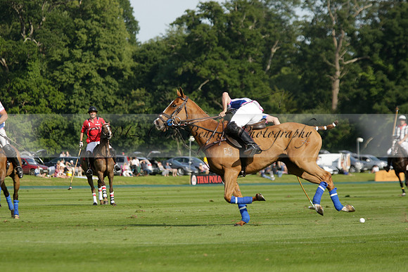 El Remanso v Emlor in a Veuve Clicquot Gold Cup Polo Match 2013.06.30
