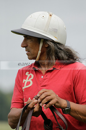 Dubai v La Bamba de Areco in a Veuve Clicquot Gold Cup Polo Match 2013.07.04