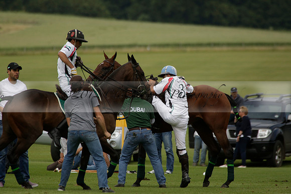 Dubai v La Bamba de Areco in a Veuve Clicquot Gold Cup Polo Match 2013.07.04