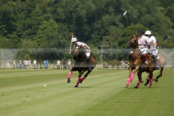 Talandracas v UAE Polo Team in a Veuve Clicquot Gold Cup Polo Match 2013.07.13