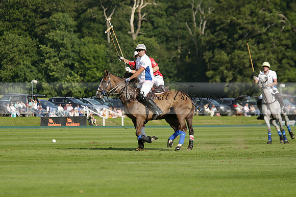 El Remanso v Emlor in a Veuve Clicquot Gold Cup Polo Match 2013.06.30
