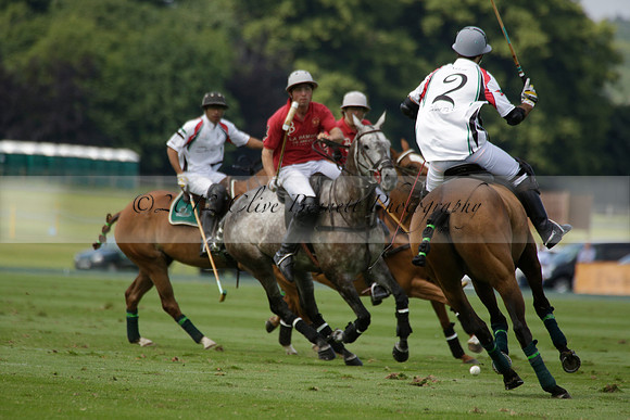 Dubai v La Bamba de Areco in a Veuve Clicquot Gold Cup Polo Match 2013.07.04