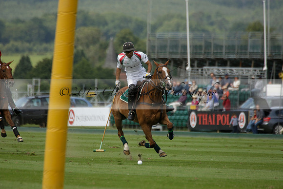 Dubai v La Bamba de Areco in a Veuve Clicquot Gold Cup Polo Match 2013.07.04