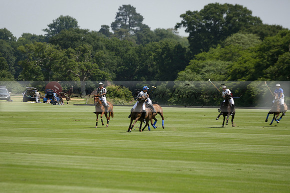 UAE Polo v El Remanso in a Veuve Clicquot Gold Cup Polo Match 2013.07.05