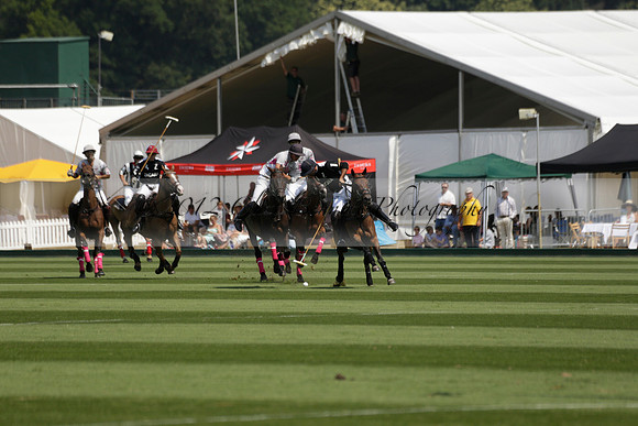 Zacara v Talandracas in a Veuve Clicquot Gold Cup Polo Match 2013.07.18