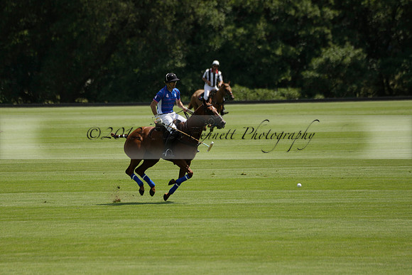 UAE Polo v El Remanso in a Veuve Clicquot Gold Cup Polo Match 2013.07.05