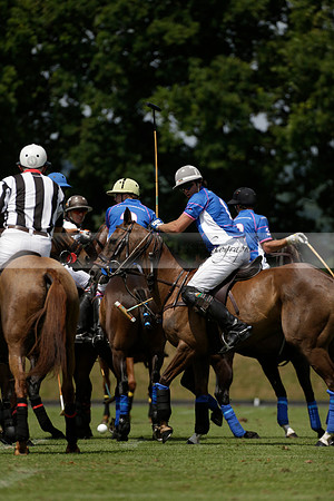 UAE Polo v El Remanso in a Veuve Clicquot Gold Cup Polo Match 2013.07.05