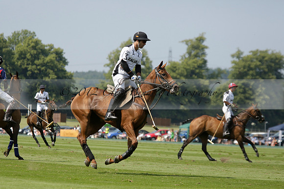 Zacara v Les Lions in a Veuve Clicquot Gold Cup Polo Match 2013.07.06