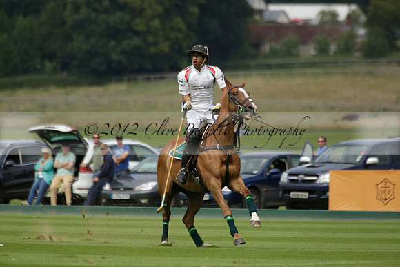 Dubai v La Bamba de Areco in a Veuve Clicquot Gold Cup Polo Match 2013.07.04