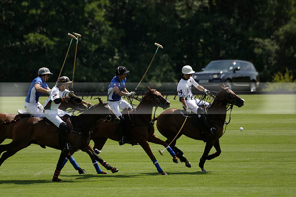 UAE Polo v El Remanso in a Veuve Clicquot Gold Cup Polo Match 2013.07.05