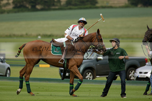 Dubai v La Bamba de Areco in a Veuve Clicquot Gold Cup Polo Match 2013.07.04