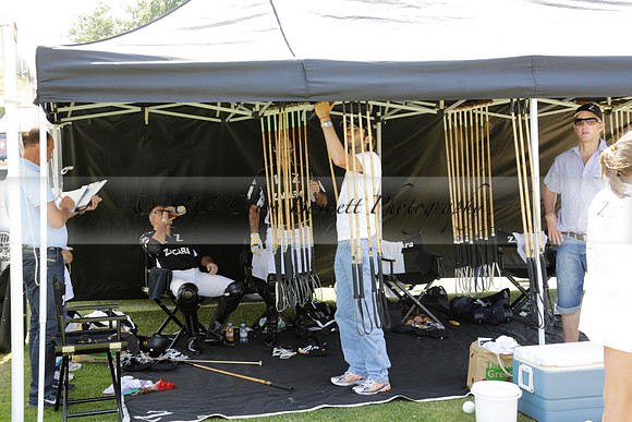 Zacara v Talandracas in a Veuve Clicquot Gold Cup Polo Match 2013.07.18