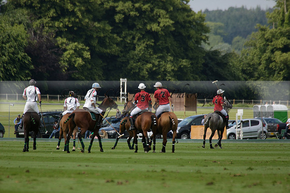 Dubai v La Bamba de Areco in a Veuve Clicquot Gold Cup Polo Match 2013.07.04