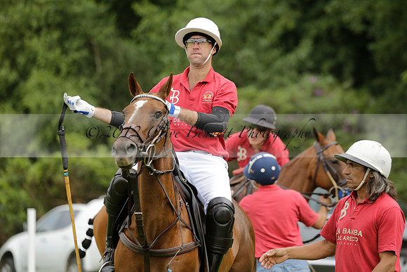 Dubai v La Bamba de Areco in a Veuve Clicquot Gold Cup Polo Match 2013.07.04