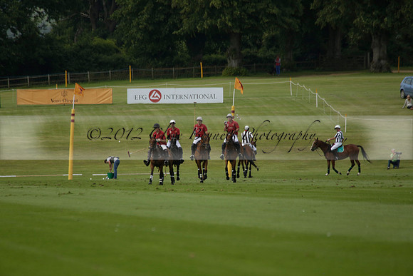 Dubai v La Bamba de Areco in a Veuve Clicquot Gold Cup Polo Match 2013.07.04