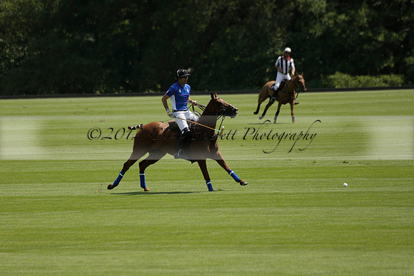 UAE Polo v El Remanso in a Veuve Clicquot Gold Cup Polo Match 2013.07.05