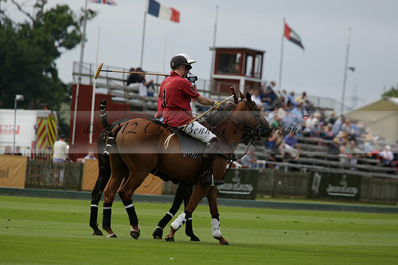 Dubai v La Bamba de Areco in a Veuve Clicquot Gold Cup Polo Match 2013.07.04
