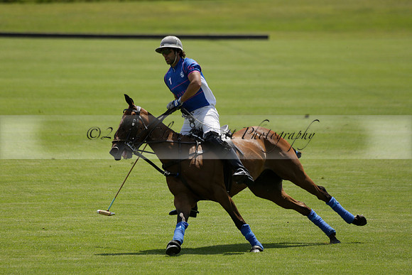 UAE Polo v El Remanso in a Veuve Clicquot Gold Cup Polo Match 2013.07.05