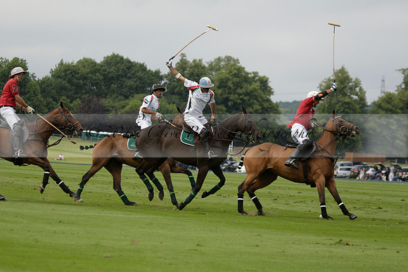 Dubai v La Bamba de Areco in a Veuve Clicquot Gold Cup Polo Match 2013.07.04