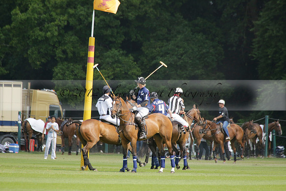 Zacara v Les Lions in a Veuve Clicquot Gold Cup Polo Match 2013.07.06