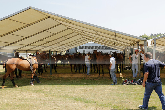 Zacara v Talandracas in a Veuve Clicquot Gold Cup Polo Match 2013.07.18