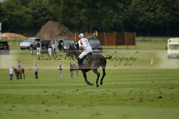 Dubai v La Bamba de Areco in a Veuve Clicquot Gold Cup Polo Match 2013.07.04