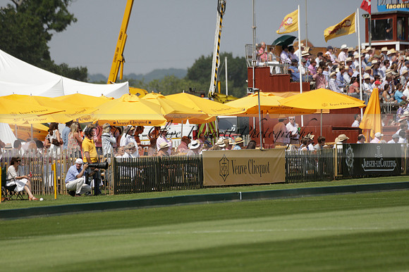 Zacara v Talandracas in a Veuve Clicquot Gold Cup Polo Match 2013.07.18